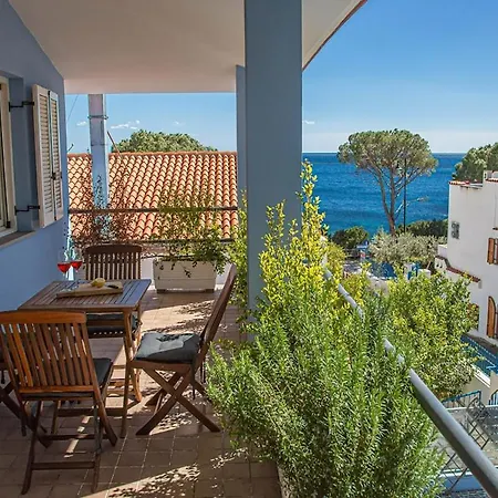 Casa Delfina - *